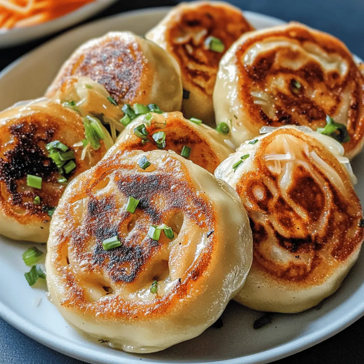Bratkopf-Kohl und Noodle Brötchen ganz einfach