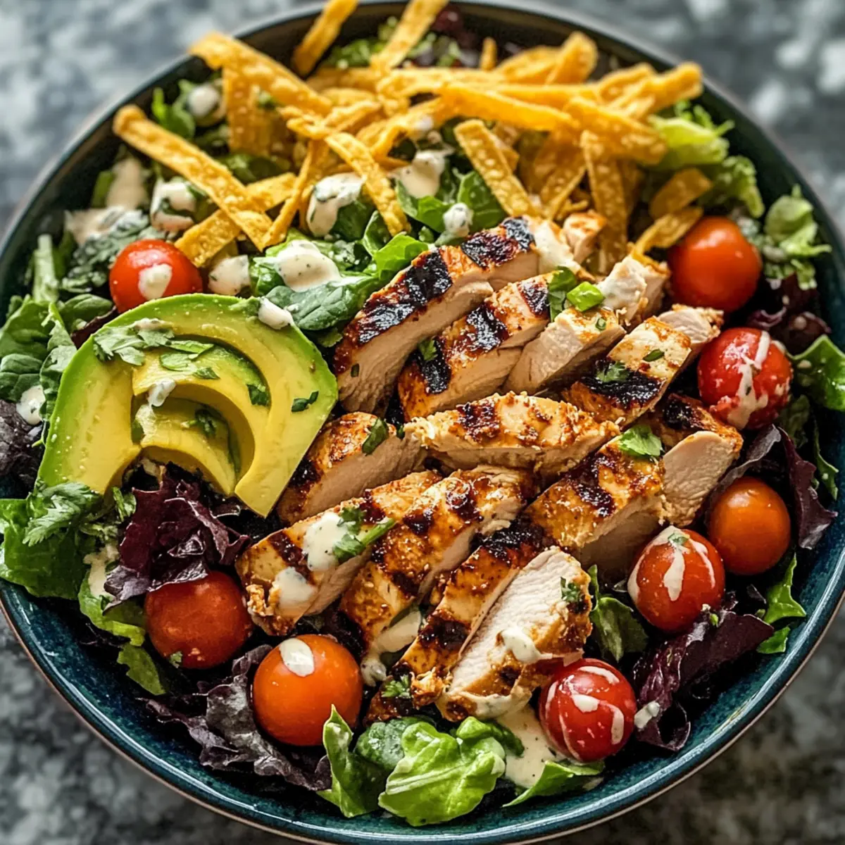 Zesty Southwest Hähnchensalat für fabelhafte Genussmomente